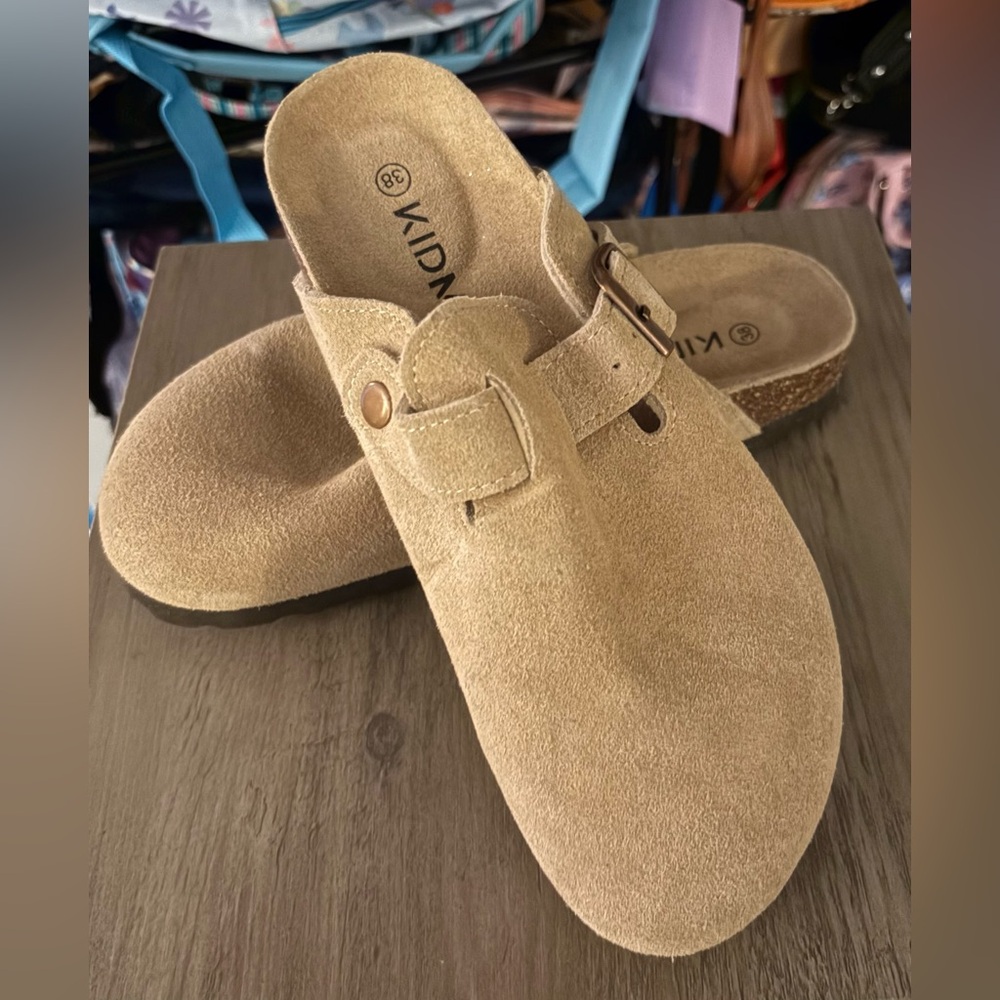 NEW KIDMI Women's Suede Clogs Leather Mules Cork Footbed Sandals w/ Arch Support